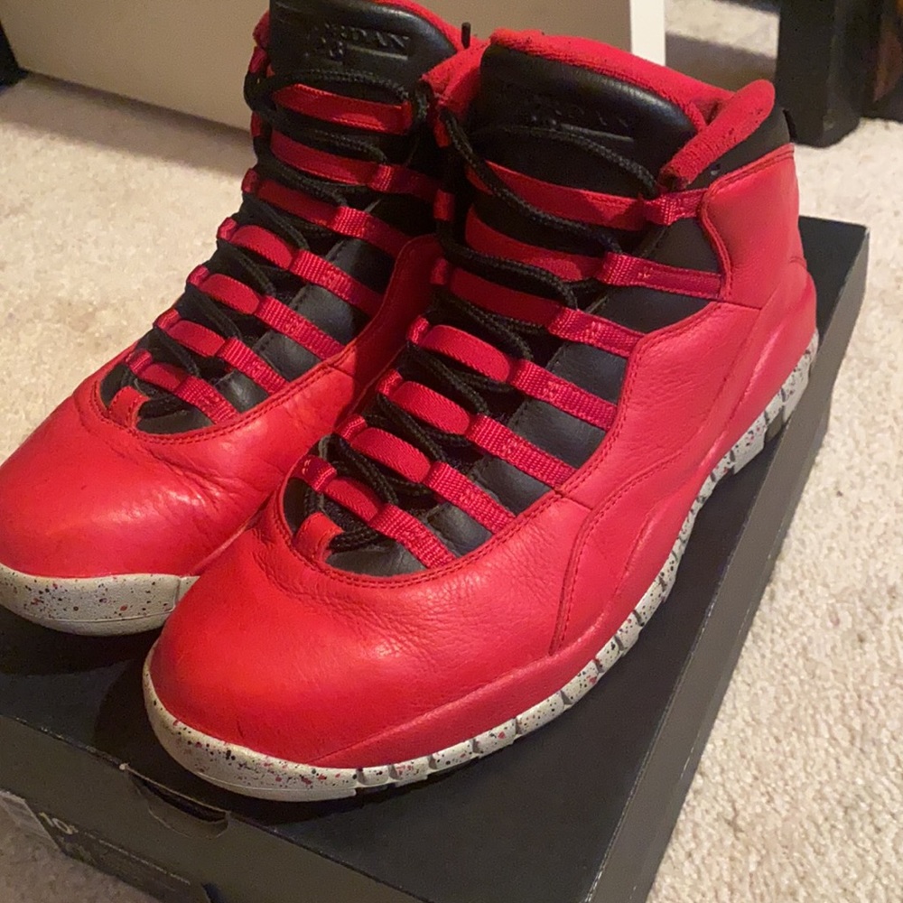 Jordan Retro 10